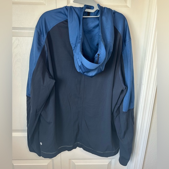 Lululuemon Men’s Zip up Jacket Sz.XXL - Picture 3 of 4